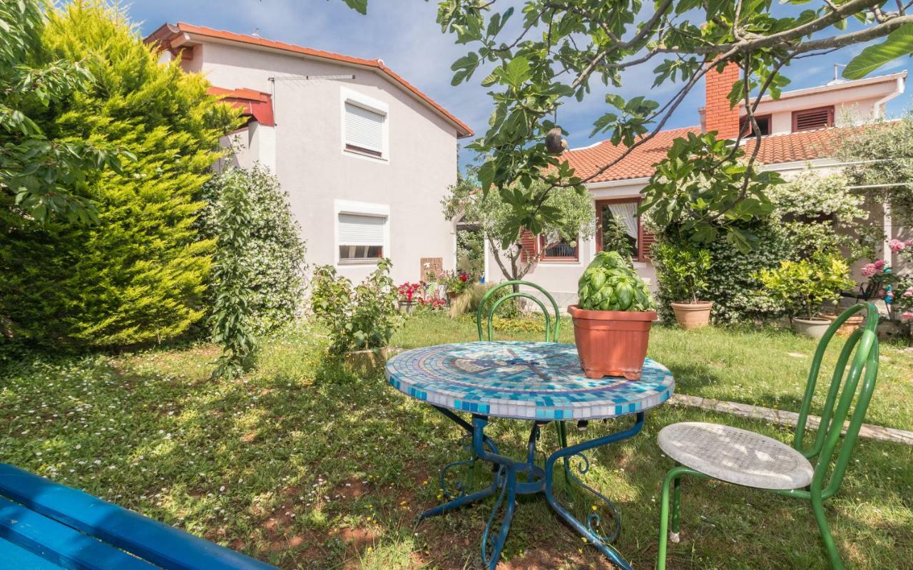 Holiday Home Nadia พูลา ภายนอก รูปภาพ